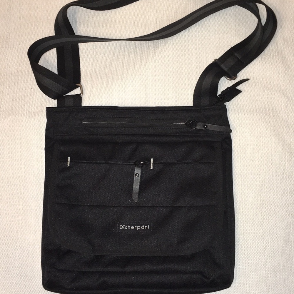 Sherpani cross body bag